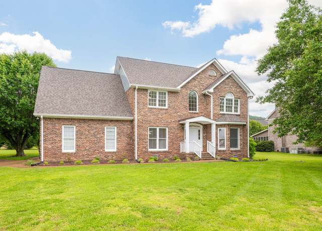 Property at 1424 Innisbrook Dr, Hixson, TN 37343, 4 beds, 2.5 baths