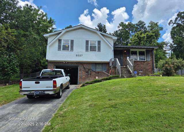 Property at 8327 Middle Rd, Ooltewah, TN 37363, 3 beds, 1.5 baths