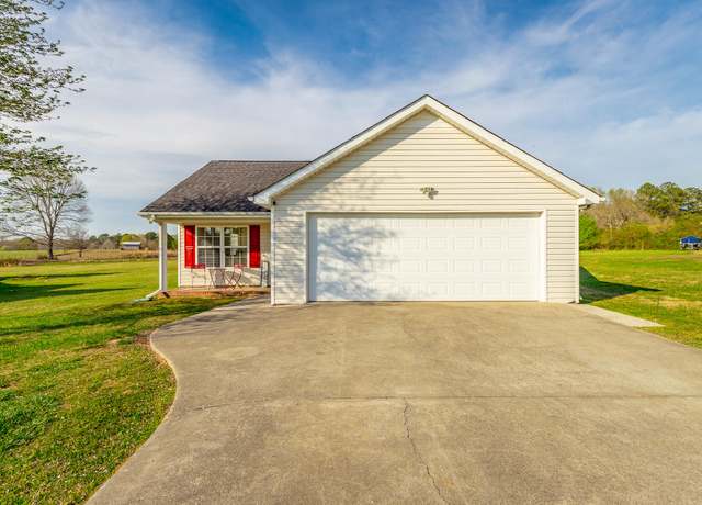 Property at 206 Glen Eden Way, Lafayette, GA 30728, 3 beds, 2 baths