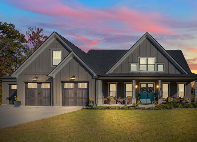 Property at 290 Pine Lakes Dr, Ringgold, GA 30736, 4 beds, 2.5 baths