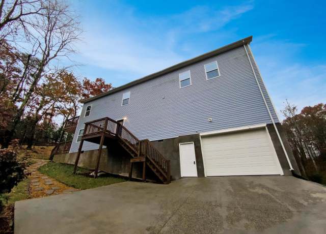 Property at 9693 W Ridge Trail Rd, Soddy Daisy, TN 37379, 5 beds, 3.5 baths