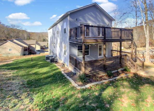 Property at 9693 W Ridge Trail Rd, Soddy Daisy, TN 37379, 5 beds, 3.5 baths