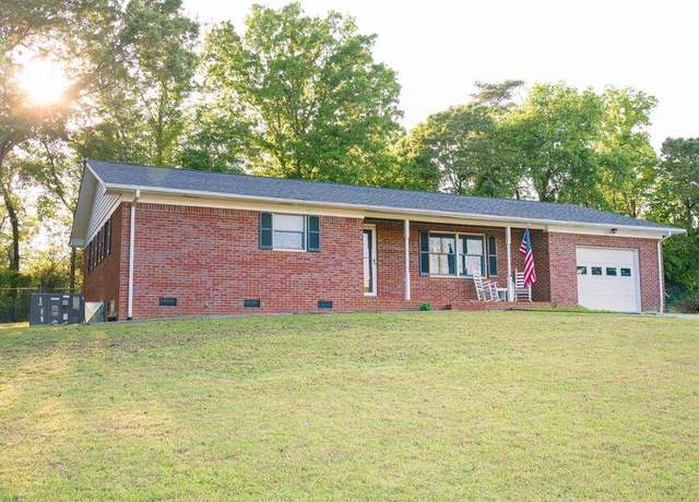 Property at 193 Boyd St, Dayton, TN 37321, 2 beds, 2 baths