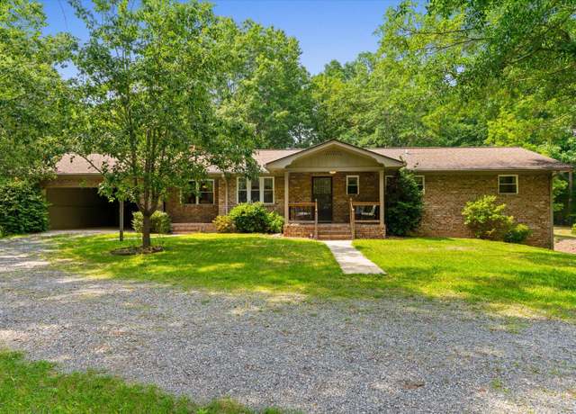 Property at 3932 Tibbs Bridge Rd, Dalton, GA 30721, 3 beds, 2 baths