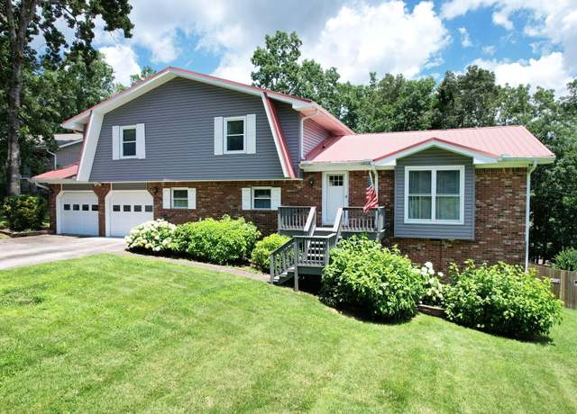 Property at 7211 Fairington Cir, Hixson, TN 37343, 4 beds, 2.5 baths