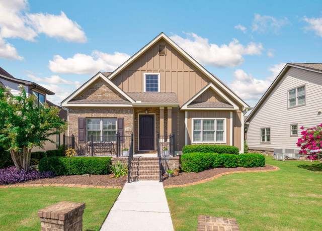 Property at 8949 Gentle Mist Cir, Ooltewah, TN 37363, 3 beds, 2.5 baths