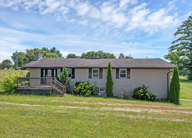 Property at 3846 Morganton Rd, Maryville, TN 37801, 6 beds, 6 baths