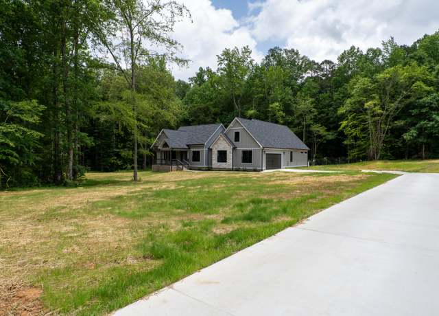 Property at 1424 Salem Valley Rd, Ringgold, GA 30736, 4 beds, 3.5 baths