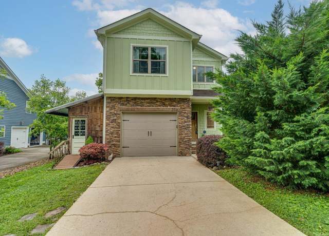Property at 206 Peak St, Chattanooga, TN 37405, 3 beds, 2.5 baths