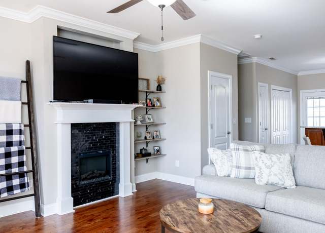Property at 550 Hamilton Way, Chatsworth, GA 30705, 3 beds, 2.5 baths