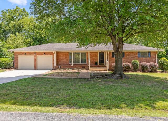 Property at 1824 Clayton Dr, Chattanooga, TN 37421, 3 beds, 2 baths