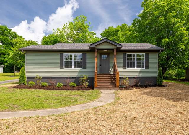 Property at 378 Warren St, Rossville, GA 30741, 3 beds, 1 bath