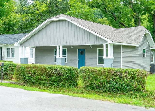 Property at 2800 Noa St, Chattanooga, TN 37406, 3 beds, 2 baths