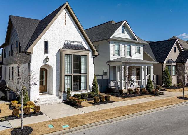 Property at 9423 Purbeck Ln, Ooltewah, TN 37363, 4 beds, 3.5 baths