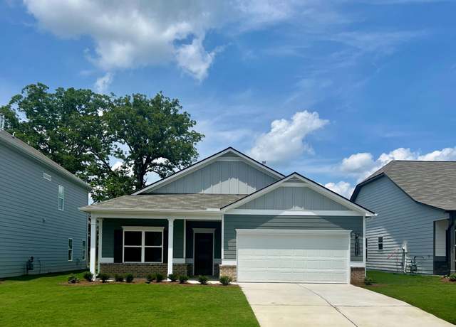 Property at 8841 Meadowvale Ct, Ooltewah, TN 37363, 3 beds, 2 baths