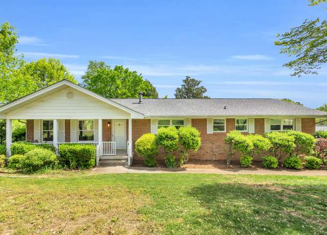 Property at 4842 Glenmar Cir, Chattanooga, TN 37416, 4 beds, 2 baths