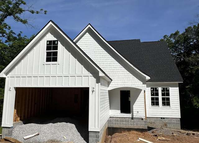 Property at 2535 Leaning Tree Ln Ln, Red Bank, TN 37415, 4 beds, 2.5 baths