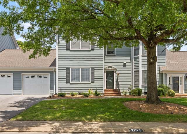 Property at 2011 Clearfield Ln, Chattanooga, TN 37405, 2 beds, 2 baths