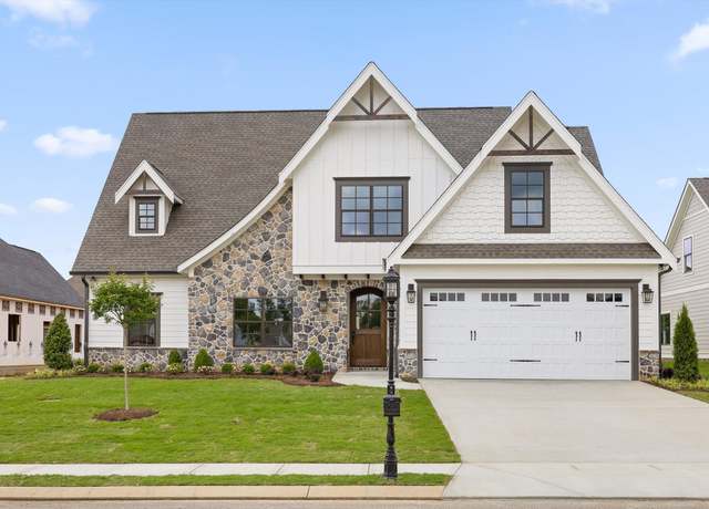 Property at 7867 Vervena Dr #9, Ooltewah, TN 37363, 4 beds, 3.5 baths