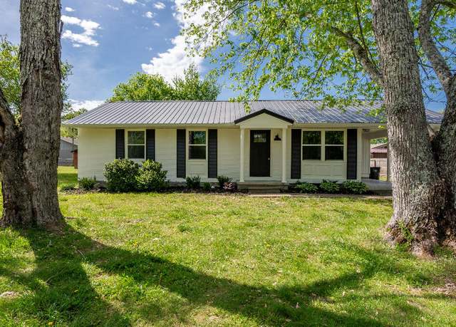 Property at 122 Pledger St, Lafayette, GA 30728, 3 beds, 1 bath