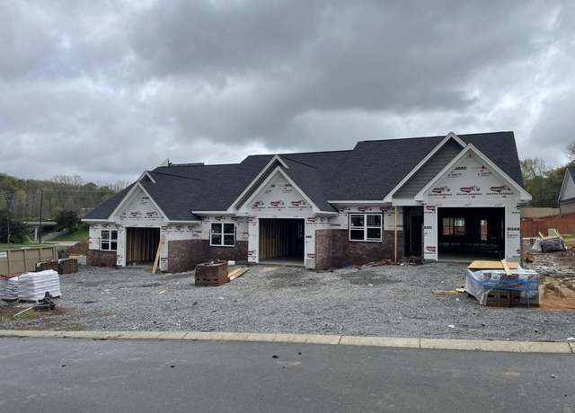 Property at 1220 Parkstone Dr NW, Cleveland, TN 37312, 2 beds, 2 baths