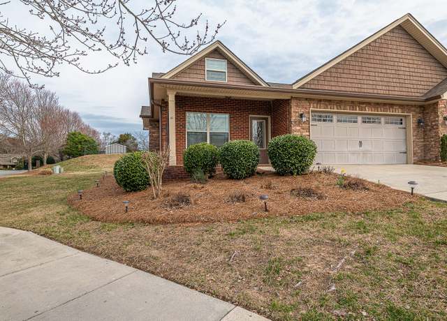 Property at 95 Garden View Ln, Ringgold, GA 30736, 3 beds, 2 baths