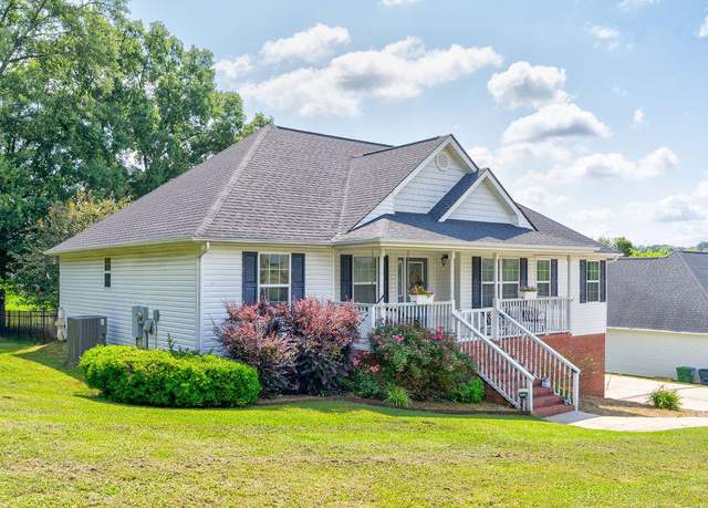 Property at 44 Bending Oak Dr, Chickamauga, GA 30707, 3 beds, 3 baths