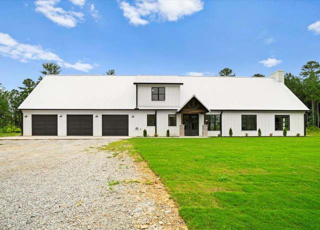 Property at 4273 Walt Maddron Rd, Cohutta, GA 30710, 3 beds, 2.5 baths