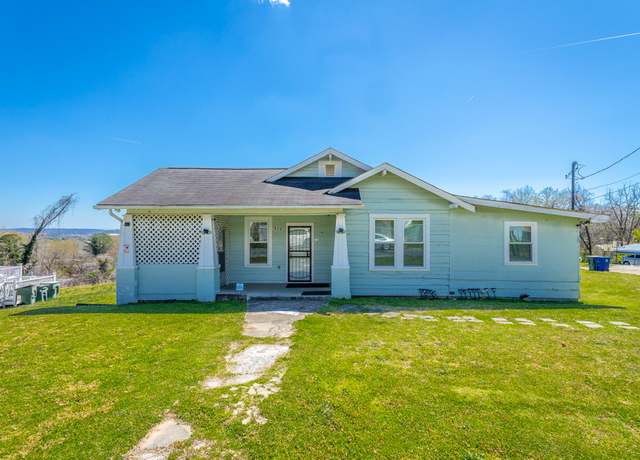 Property at 920 East Ave, Chattanooga, TN 37411, 3 beds, 2 baths