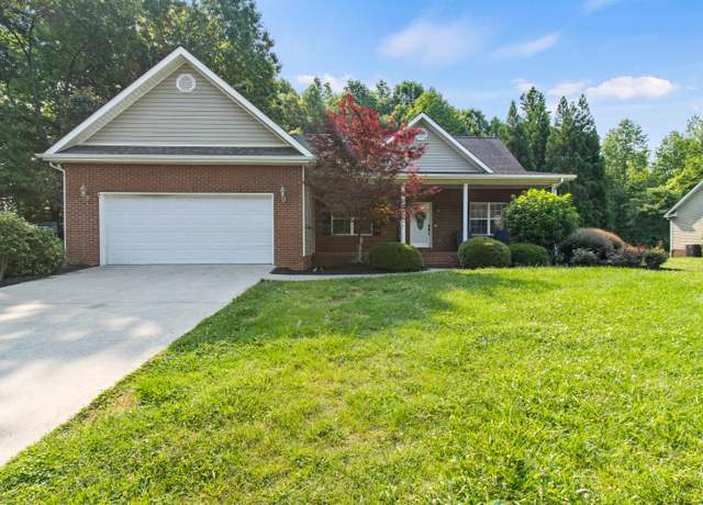 Property at 104 Shadow Lawn Dr, Athens, TN 37303, 4 beds, 3 baths