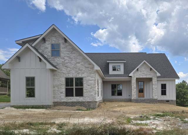 Property at 1646 Ritz Way #4, Soddy Daisy, TN 37379, 4 beds, 3.5 baths