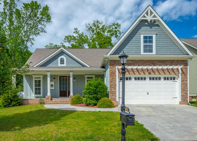 Property at 8337 Glenshire Ln, Chattanooga, TN 37421, 4 beds, 2.5 baths