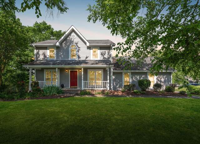 Property at 144 Lee Dr, Ringgold, GA 30736, 3 beds, 2.5 baths