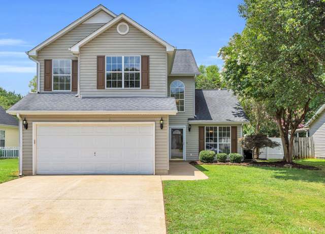 Property at 2741 Derby Downs Dr, Chattanooga, TN 37421, 3 beds, 2.5 baths