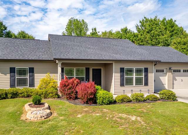Property at 111 Friendship Rd, Ringgold, GA 30736, 3 beds, 2 baths