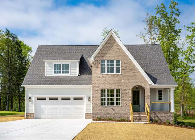 Property at 2642 Mowbray Pike, Soddy Daisy, TN 37379, 3 beds, 3.5 baths