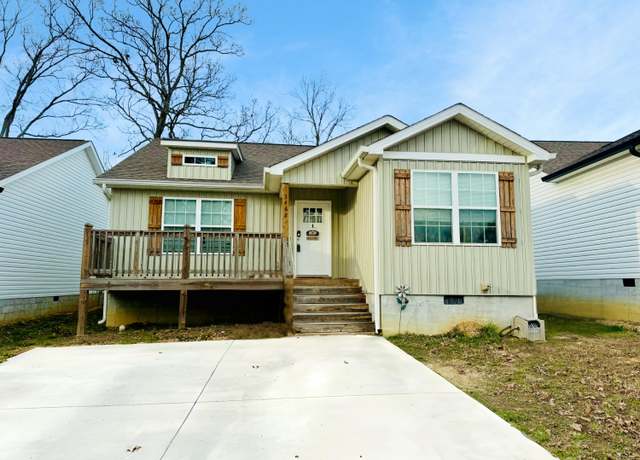 Property at 3462 Striplin Trl, Dalton, GA 30721, 3 beds, 2 baths