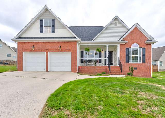 Property at 200 Hunting Ridge Cir, Rock Spring, GA 30739, 3 beds, 2 baths