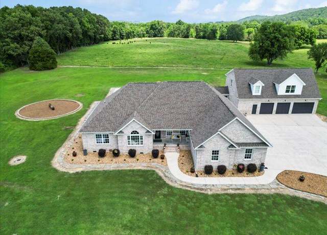 Property at 163 Mythical Ln, Ringgold, GA 30736, 3 beds, 4.5 baths