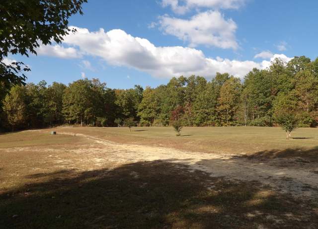 Property at 1665 E Valley View Rd E, Pikeville, TN 37367