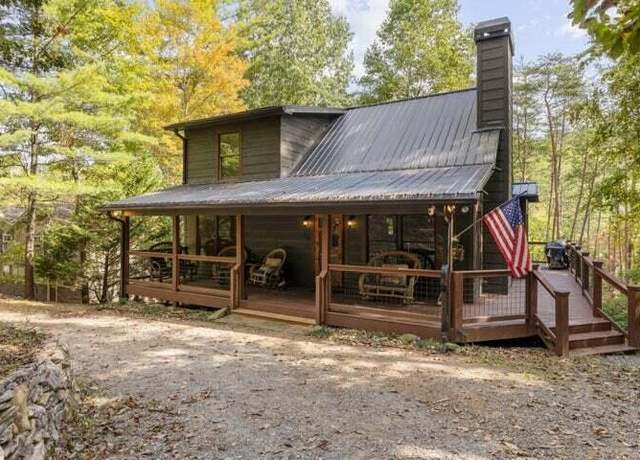 Property at 60 Clubhouse Ct, Ellijay, GA 30536, 3 beds, 3 baths