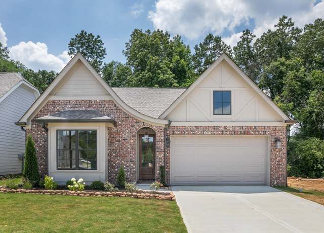 Property at 32 Storyvale Ln, Hixson, TN 37343, 4 beds, 3 baths