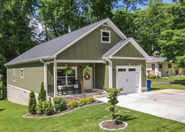 Property at 1105 18th St NW, Cleveland, TN 37311, 3 beds, 2.5 baths