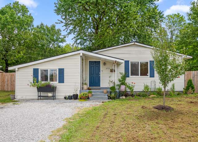 Property at 2712 Shepherd View Dr, Chattanooga, TN 37421, 3 beds, 1.5 baths