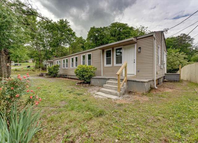 Property at 9 Longstreet Rd, Rossville, GA 30741, 6 beds, 2 baths
