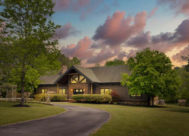 Property at 1007 County Rd, Hollywood, AL 35752, 4 beds, 2.5 baths