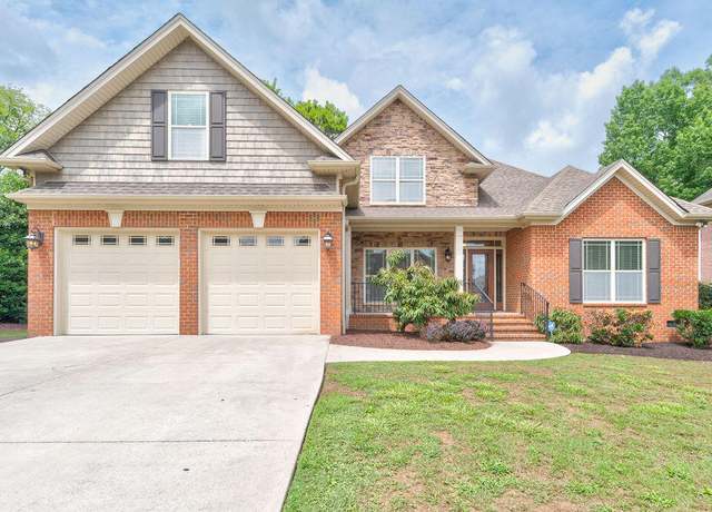 Property at 8401 Keystone Cir, Chattanooga, TN 37421, 4 beds, 2.5 baths