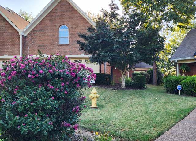 Property at 2415 Royal Fern Trl, Chattanooga, TN 37421, 3 beds, 2.5 baths