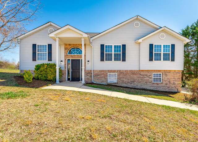 Property at 288 Spring Wind Cir, Ringgold, GA 30736, 5 beds, 2 baths