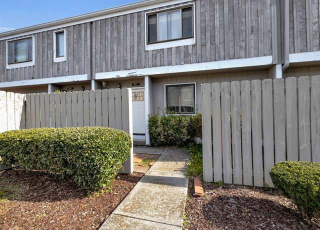 Property at 800 Reads Lake Rd #317, Chattanooga, TN 37415, 2 beds, 1.5 baths